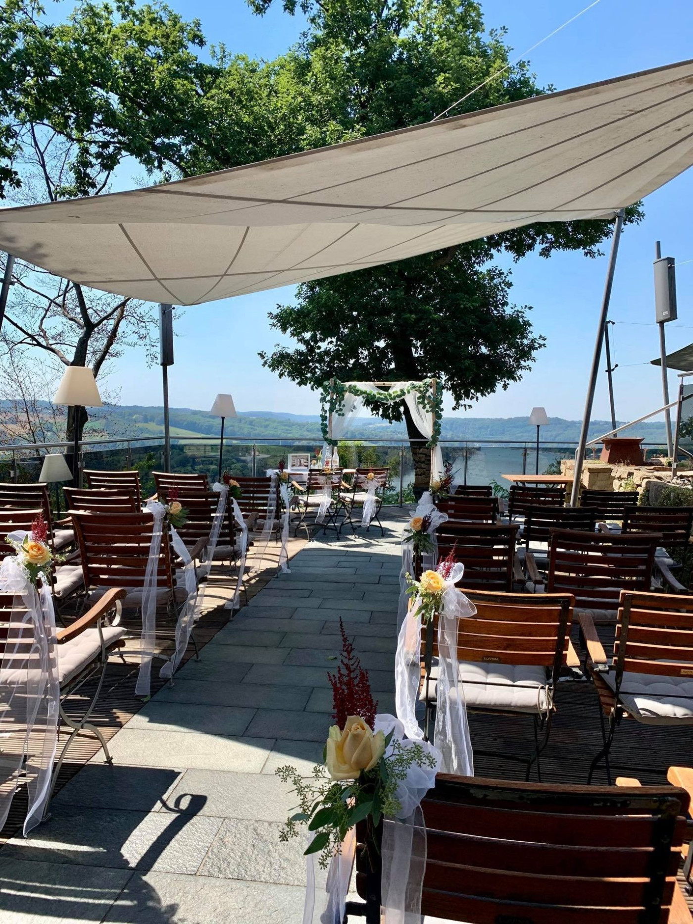 Jagdhaus Schellenberg Locations Essen 💍 WeddyPlace