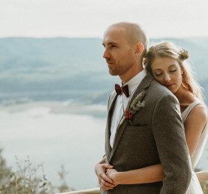 Main image for gallery Adventure Wedding in Eifel