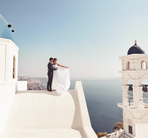 Main image for gallery Hochzeit von Kertthu & Asko in Santorini
