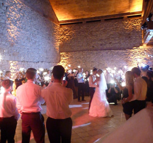 Main image for gallery HochzeitsDJ Eröffnungstanz