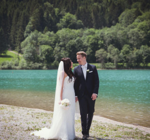 Main image for gallery Hochzeitsreportage in der Fährhütte 14 am Tegernsee
