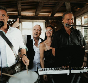 Main image for gallery Tom Croèl & Friends