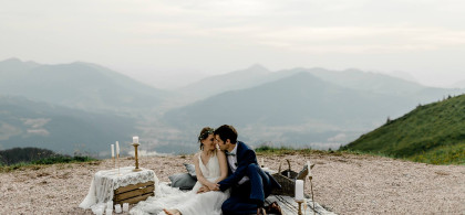 Main image for gallery Hochzeit in den Bergen