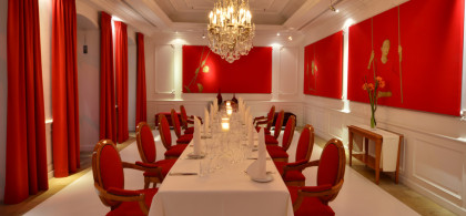 Main image for gallery ROUGE STRAPSARAUNT