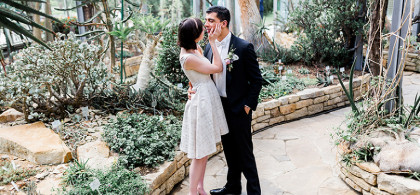 Main image for gallery Lena & Baron – Trauung im Botanischen Garten