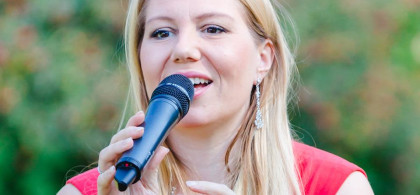 Main image for gallery Eure Hochzeitsängerin