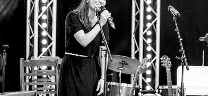 Main image for gallery Herzenslinien Sängerin