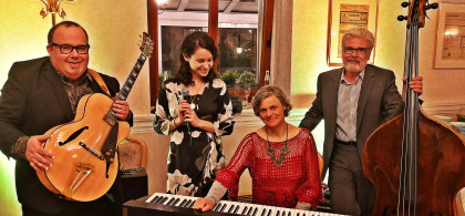 Main image for gallery Swingband