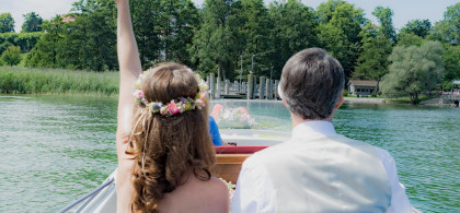 Main image for gallery Hochzeitsreportage und Brautstyling - Trauung in der Alten Bibliothek im Schloss Herrenchiemsee
