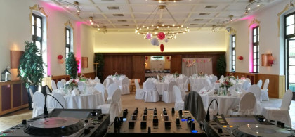 Main image for gallery Feierlichkeiten 