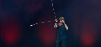 Main image for gallery Diaboloshow "Die magische Spieluhr"