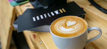 Main image for gallery mobiles Barista Catering mit Latte Art Service