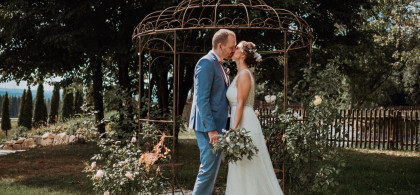Main image for gallery L & S - Hochzeitsreportage mit freier Trauung