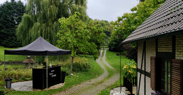 Main image for gallery Catering bei Ihnen im Garten