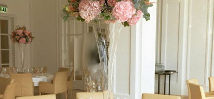 Main image for gallery Giant Vase