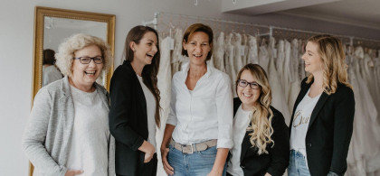 Main image for gallery Team Hochzeitsblume