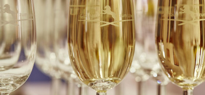 Main image for gallery Sekt zur Begrüßung