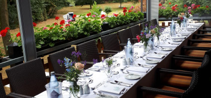 Main image for gallery Feier auf der Parkterrasse