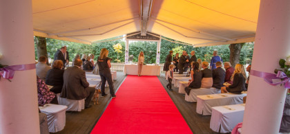 Main image for gallery Freie Trauungen im Inland und Ausland