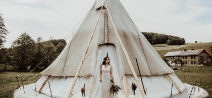 Main image for gallery free spirit wedding