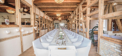 Main image for gallery Große Tafel