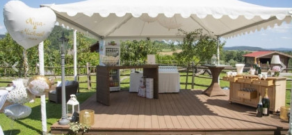 Main image for gallery Outdoor Hochzeit mit freier Trauung 