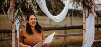 Main image for gallery Styled Shooting mit besonderem Trauritual auf der coolen Kuhnigks Ranch (Foto: natalescha)