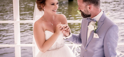 Main image for gallery Hochzeit Nina & Christian