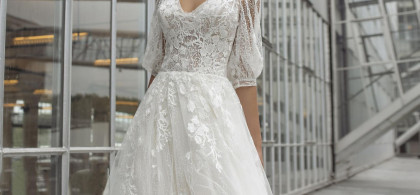 Main image for gallery Romantische Brautkleider