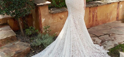 Main image for gallery Hochzeitskleider - Brautkleider - Villingen-Schwenningen | Brautmode Anna Jung