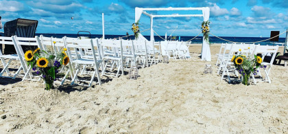 Main image for gallery Happy Hochzeit