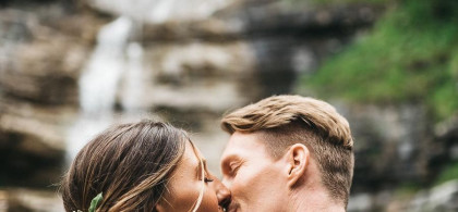 Main image for gallery Dream Elopement - WATERFALL