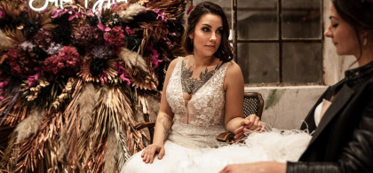 Main image for gallery Industrial Romance - Jenny und Madeleine