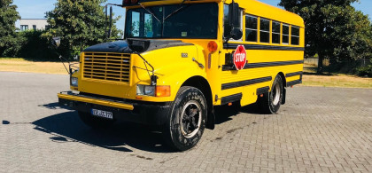 Main image for gallery Gelber Schulbus für ganz NRW mieten