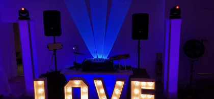 Main image for gallery XXL LOVE Buchstaben