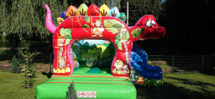 Main image for gallery Dino-Hüpfburg mit Rutsche