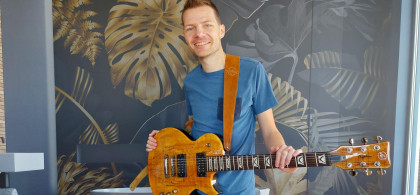 Main image for gallery Gitarrist Martin