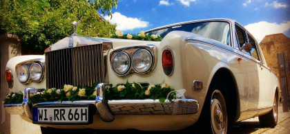 Main image for gallery Oldtimer als Hochzeitsauto mit Chauffeur 