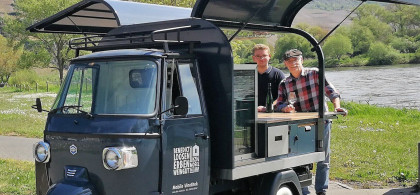 Main image for gallery Geselliger WeinGenuss im Wingert oder am Wunschort