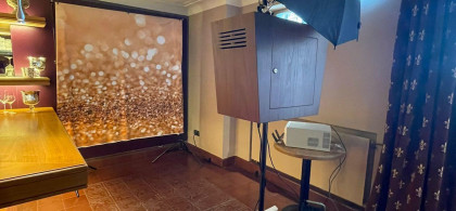 Main image for gallery Fotobox mit Hintergrund