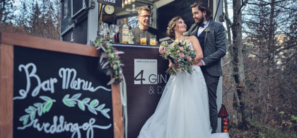 Main image for gallery Horsebox-Bar