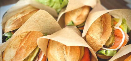 Main image for gallery Lachs- oder Matchesbrötchen