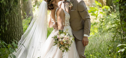 Main image for gallery Freie Hochzeit von Jasmin & Simon