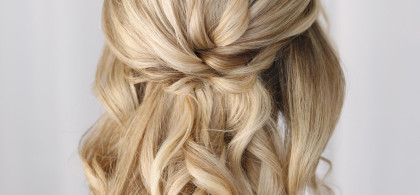 Main image for gallery Half updo