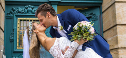 Main image for gallery Hochzeit in Kassel von Victoria & Matthews