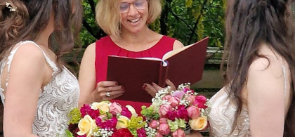 Main image for gallery Freie Trauung mit Traurednerin Heike