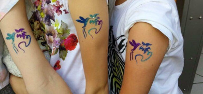 Main image for gallery Glitzertattoos