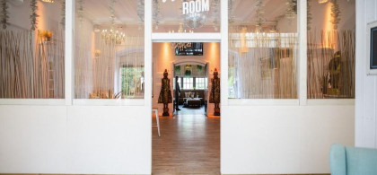 Main image for gallery Foyer & White Room