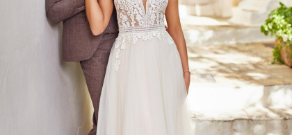 Main image for gallery Brautkleider und Abendkleider