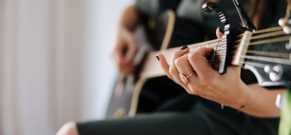 Main image for gallery Gitarre & Gesang